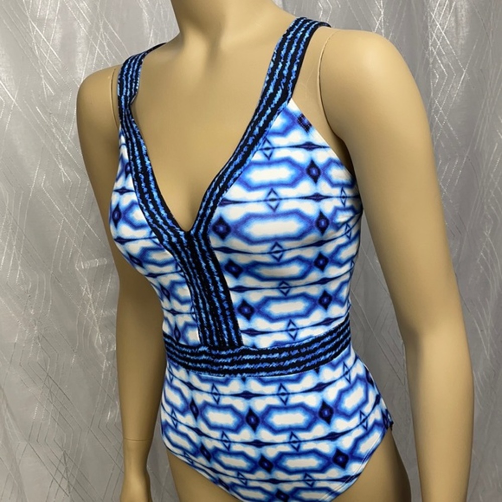 Michael Kors One Piece Swimsuit Crisscross Back - Picture 2 of 14